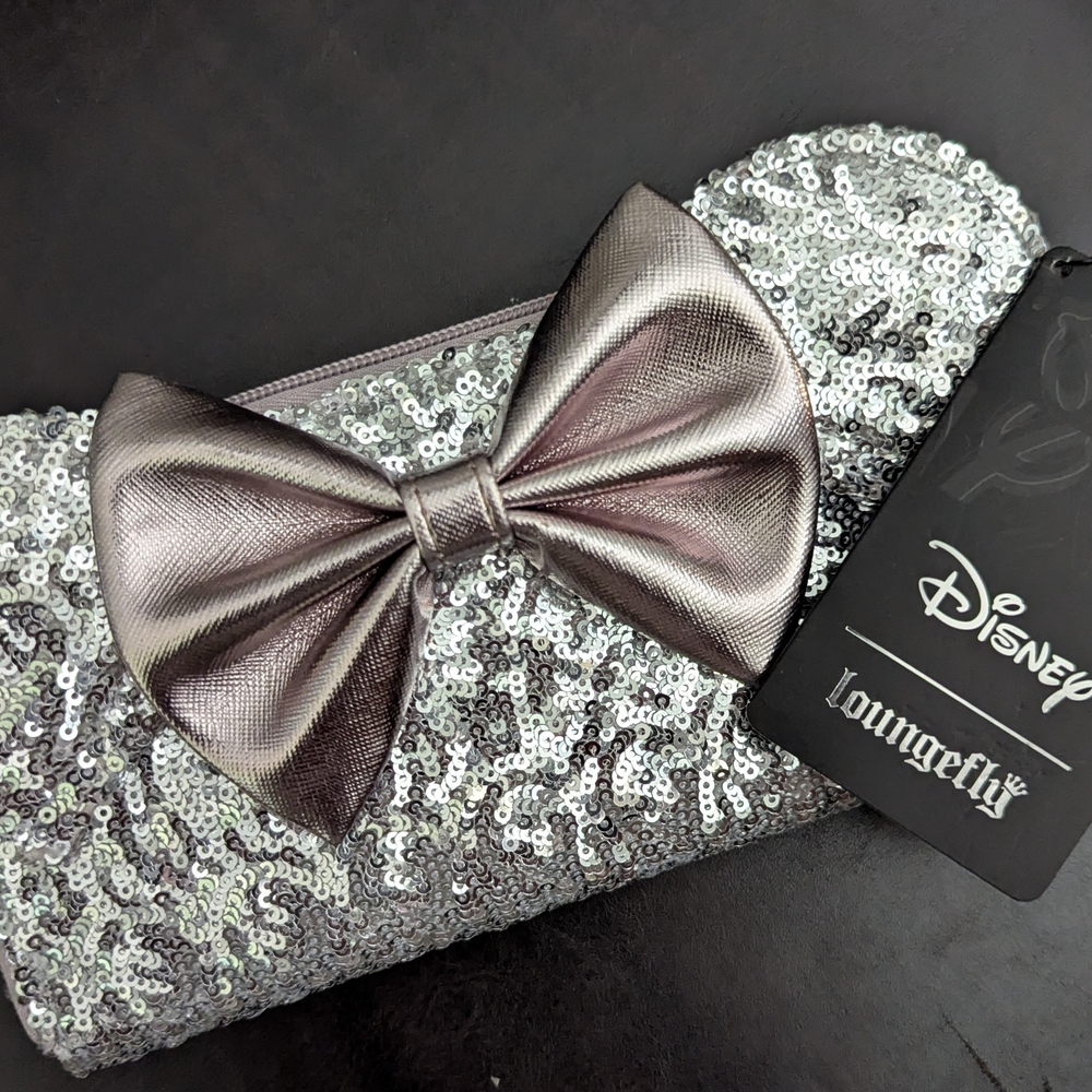 Disney/LoungeFly Silver Sequin Clutch with Bow